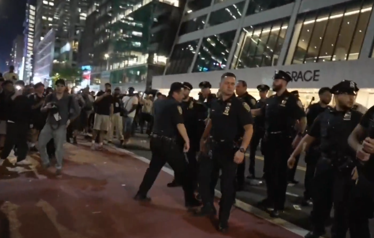 曼晚：加斯科因当年为钱拒曼联选热刺结果后悔终身，M费要注意了