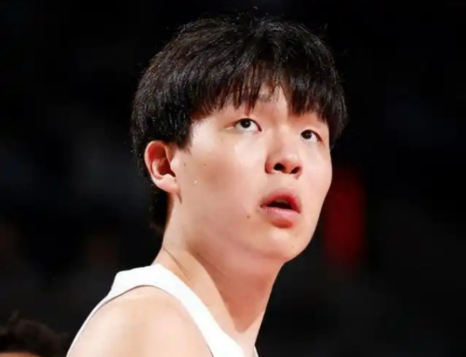 小布破解抢七魔咒背靠背进决赛,王欣瑜被称成柏林500赛最难姑娘
