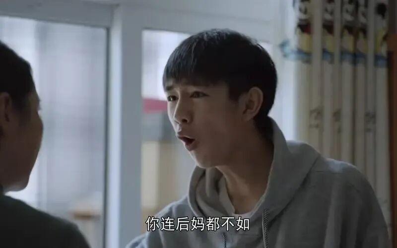 学霸港姐王嘉慧晒美照 颜值体态双在线气质出众