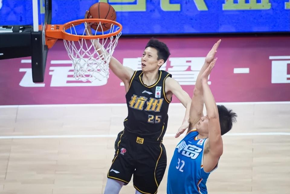 壹号娱乐-约基奇联手东契奇可能性为零?好友回应:等40岁去湖人拿一年底薪