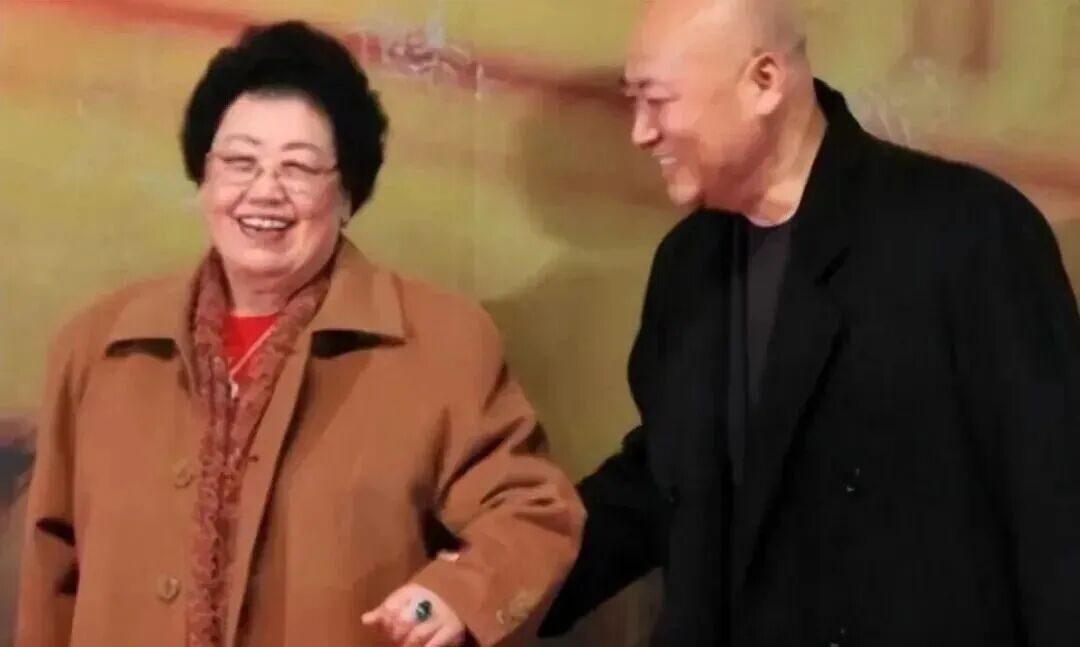 布里奇斯曝多兰季后赛禁性生活