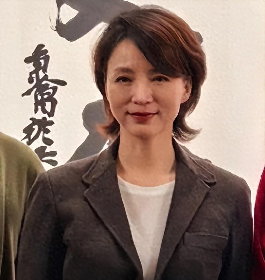 恭喜火箭!1800万年薪出手,伊森或低价续约!斯通手握1200万可用