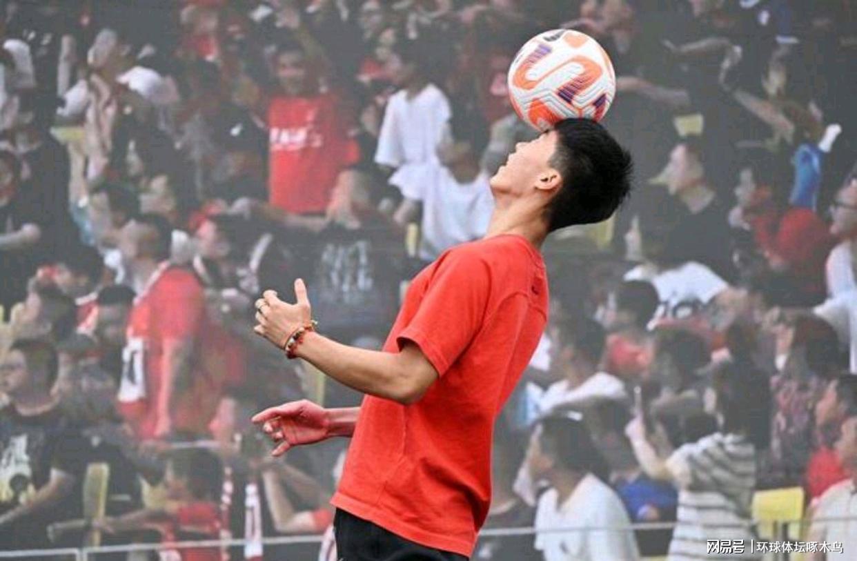 马刺1比4不敌尼克斯获得总亚军,输掉的四场比赛三要素完全相同