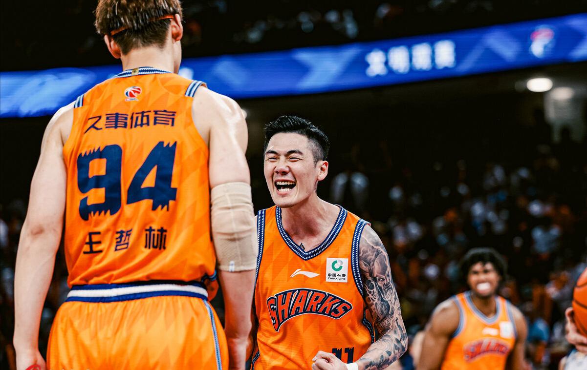 尼克斯夺冠庆典狂欢,NBA史上最大客场派对