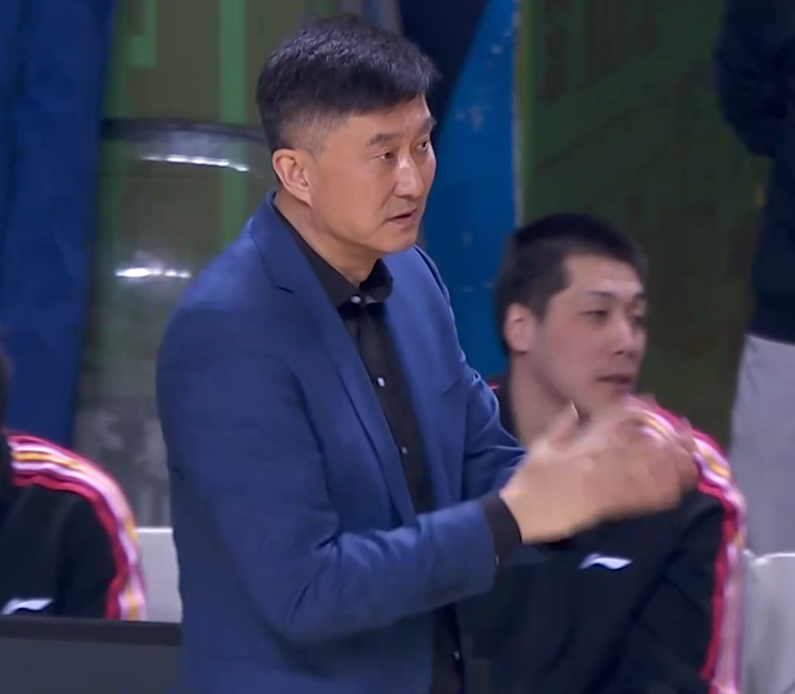 U17男篮虐委内瑞拉！张懿赵杰+2将齐爆，多人贡献，吕飞燕下替补