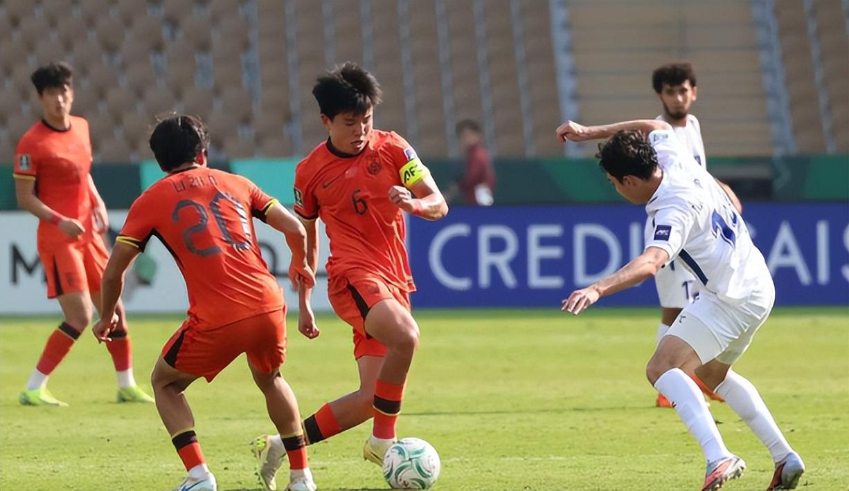 ESPN记者：湖人队内部人士暗示詹姆斯父子可能一起转投新球队
