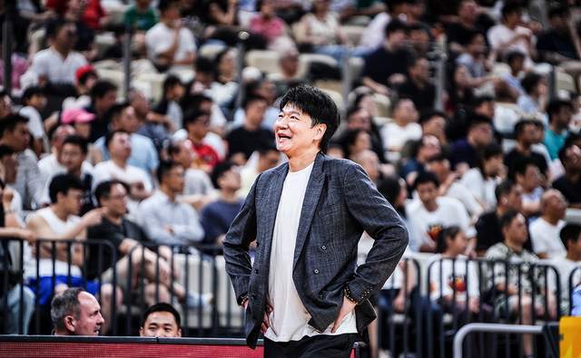 本·斯蒂勒输球后烧衣服,尼克斯第四场29分逆转