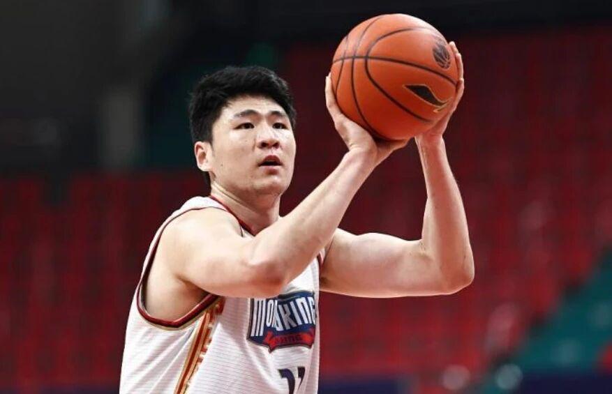 ESPN发布下赛季战力榜:雷霆马刺前二 尼克斯第三